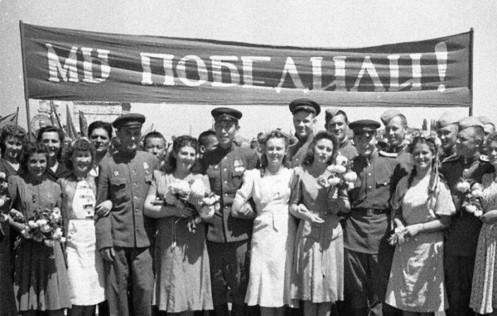 26 апреля 1965 года 9 мая объявлен нерабочим днем