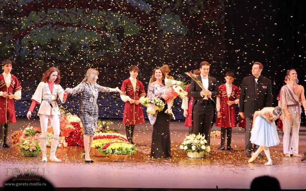 Гала-концерт в честь 75-летия Светланы Адырхаевой. Большой театр, 27 октября 2013 г.