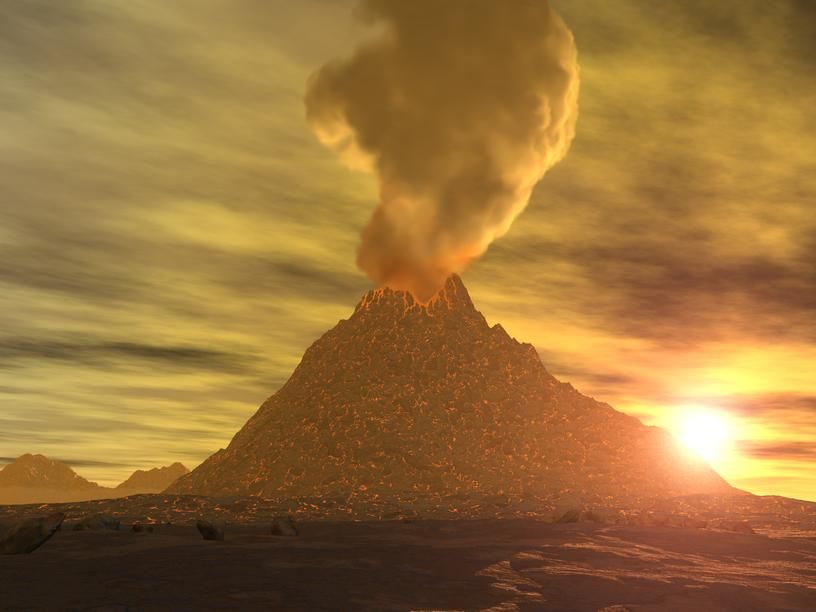 Ключевский вулкан на Камчатке вновь начал извергать лаву