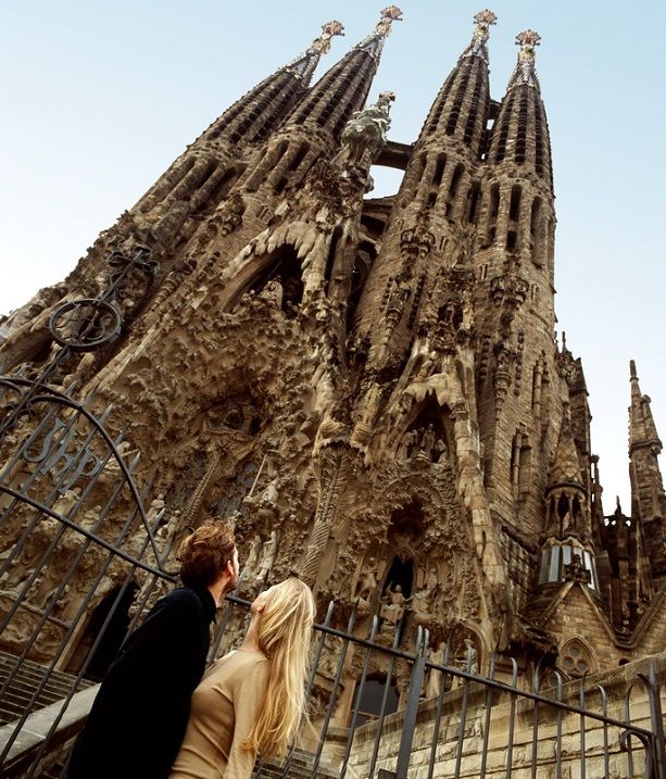 Храм Святого Семейства в Барселоне станет  самым высоким собором Европы в 2026 году