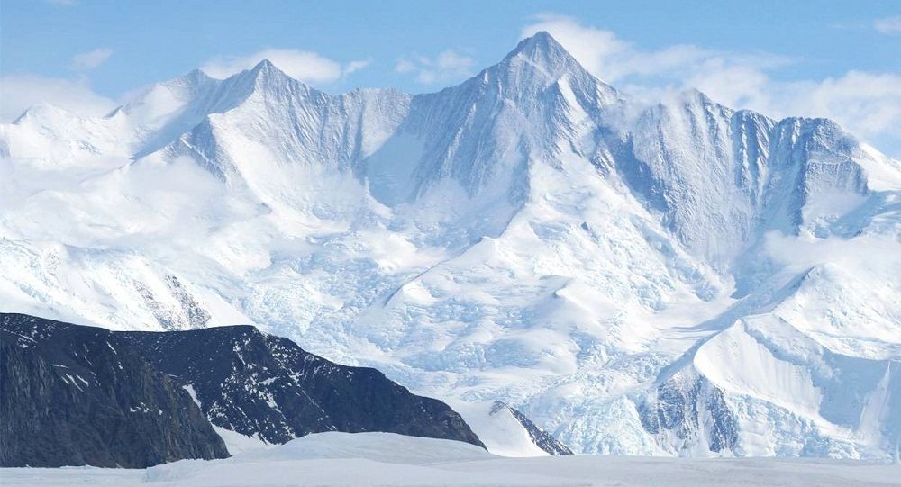 В горах Антарктиды нашли лед, возникший до начала ледникового периода