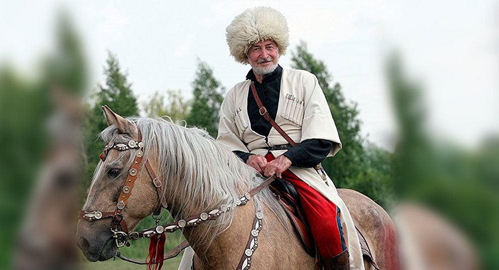 Скончался создатель первого в мире конного театра Мухтарбек Кантемиров