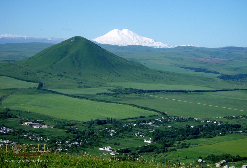 В горах Кавказских Минеральных вод пора первоцветов
