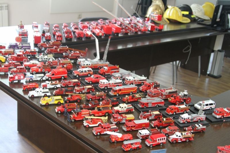 Спасатель из КБР собрал уникальную коллекцию пожарных машин
