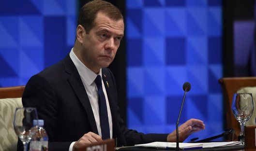 Медведев в Сочи провел совещание по вопросам развития внутреннего туризма