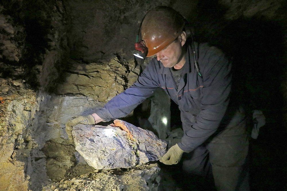 Подземный Музей геологии и минералогии строят на Урале 