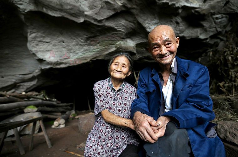 Семья в Китае прожила более 50 лет в пещере